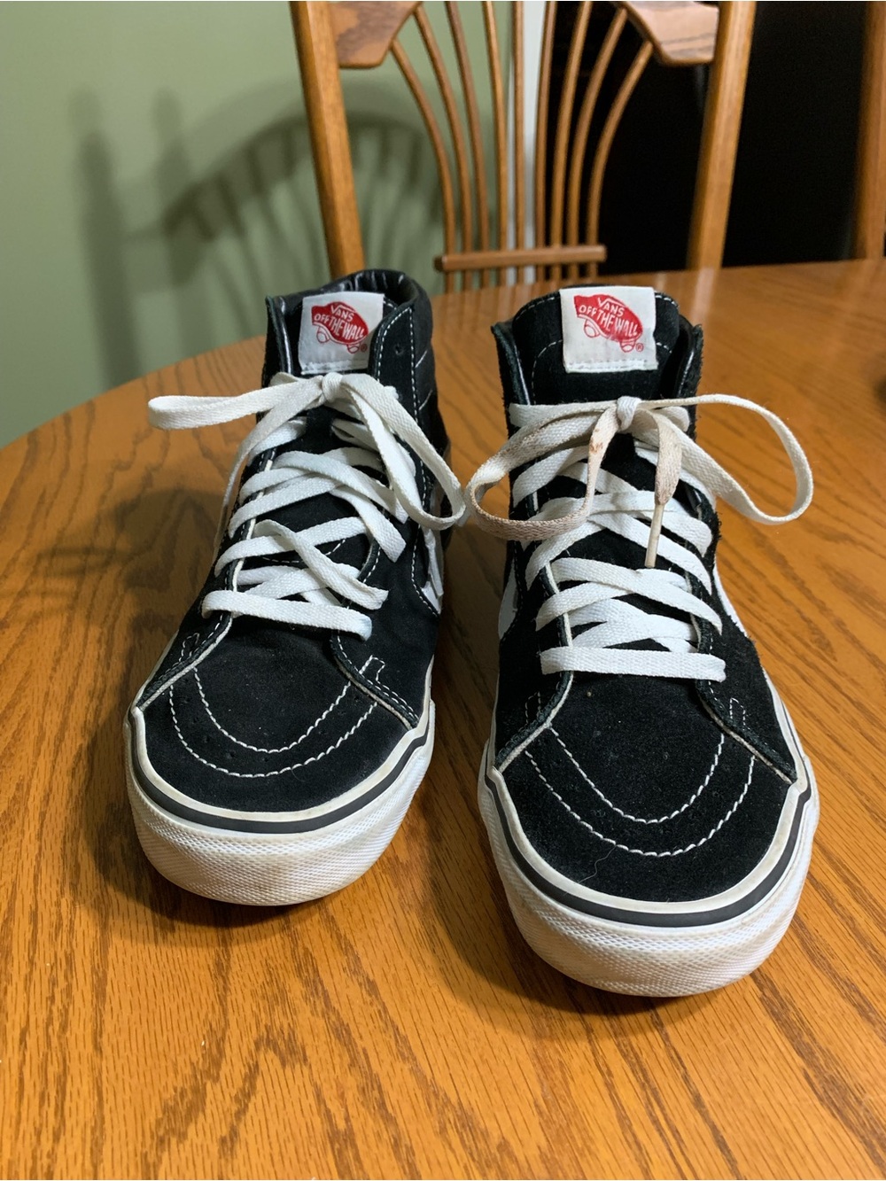 High top Vans in size 7men’s or 8.5 women’s.